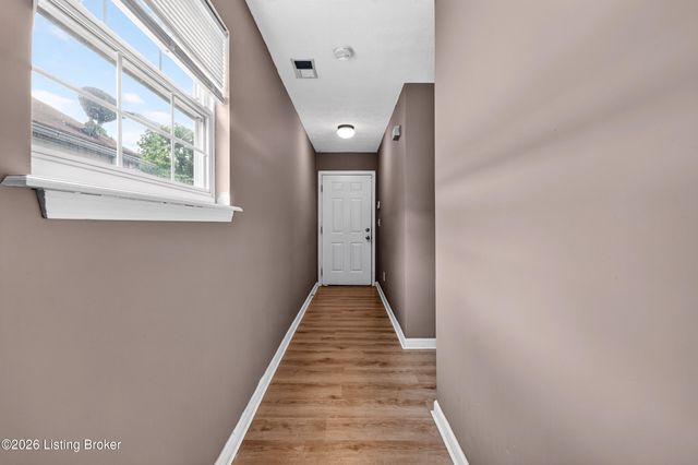 3529 Hale Ave, Louisville, KY 40211
