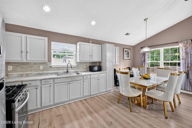 3529 Hale Ave, Louisville, KY 40211
