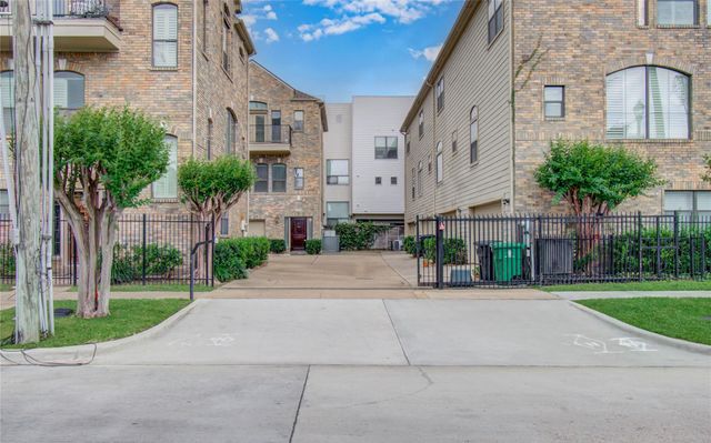 2304 Jackson Street, Houston, TX 77004