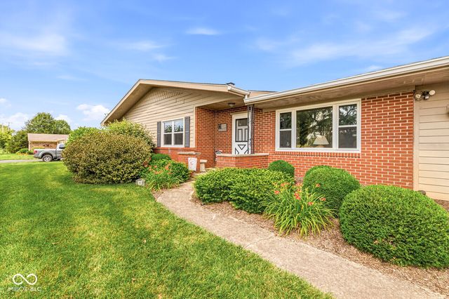 1385 John Bart Road, Lebanon, IN 46052