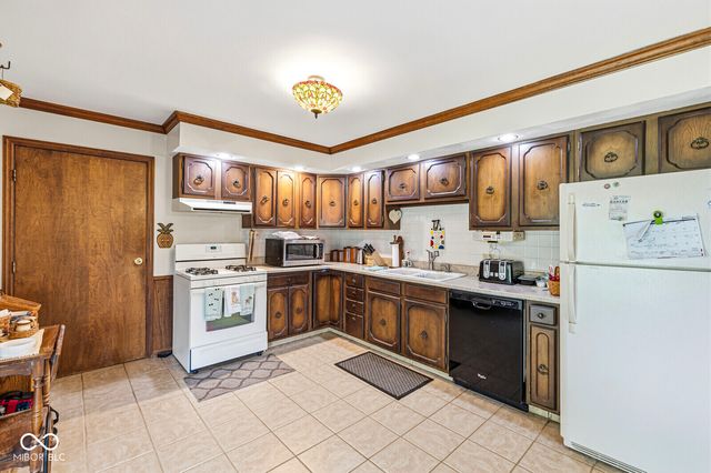 1385 John Bart Road, Lebanon, IN 46052