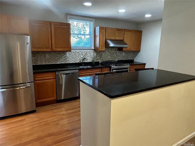 148 Hillside Avenue 2 - FRONT, Manhasset, NY 11030