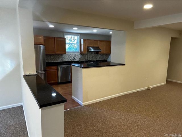 148 Hillside Avenue 2 - FRONT, Manhasset, NY 11030