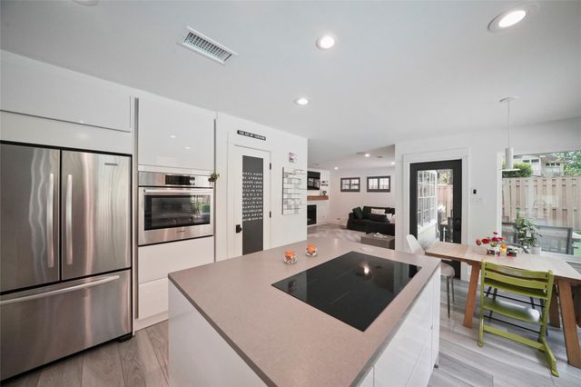 31 Purple Martin Place, The Woodlands, TX 77381