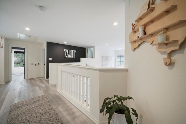 31 Purple Martin Place, The Woodlands, TX 77381