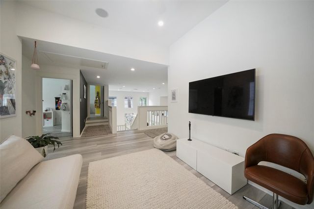 31 Purple Martin Place, The Woodlands, TX 77381