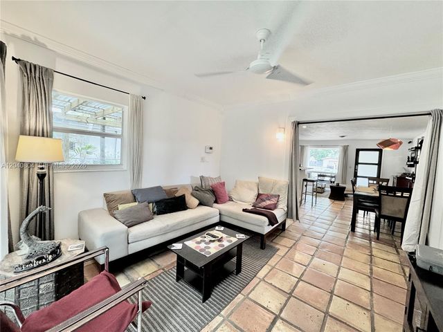 3800 W Park Rd, Hollywood, FL 33021