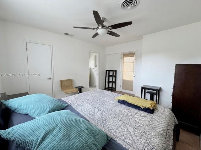 3800 W Park Rd, Hollywood, FL 33021