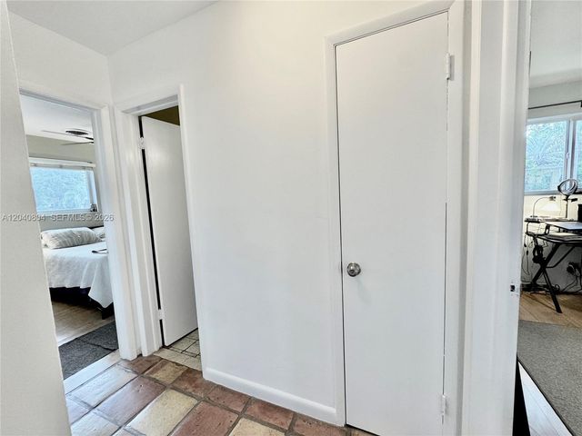 3800 W Park Rd, Hollywood, FL 33021