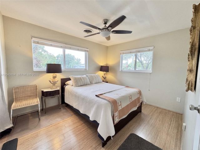 3800 W Park Rd, Hollywood, FL 33021