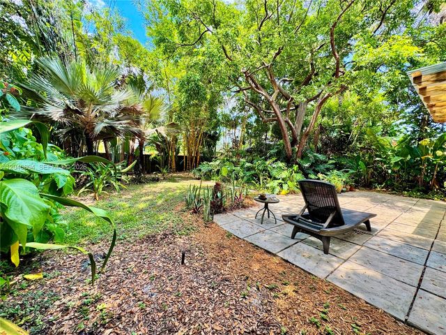 3800 W Park Rd, Hollywood, FL 33021