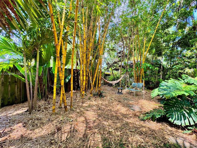 3800 W Park Rd, Hollywood, FL 33021