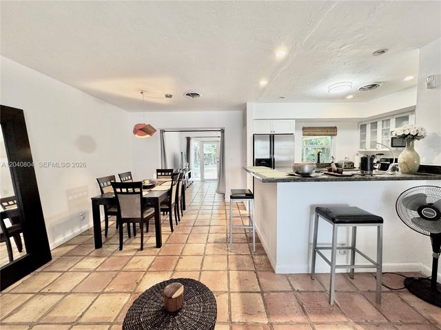 3800 W Park Rd, Hollywood, FL 33021
