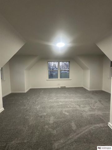 6217 N 46th Avenue, Omaha, NE 68104