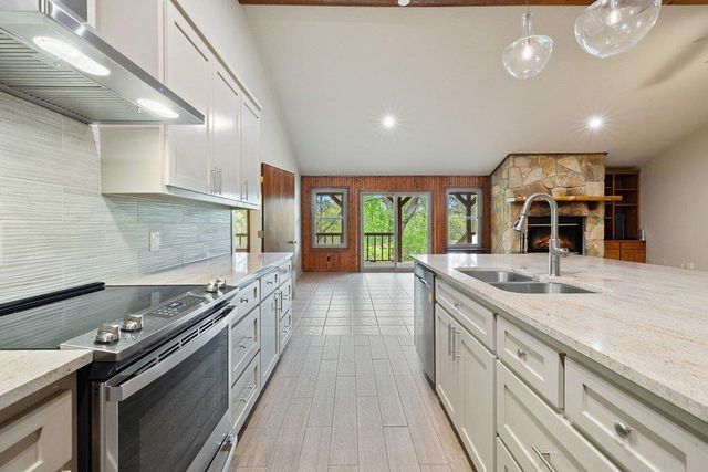 136 Philly CT, Fischer, TX 78623