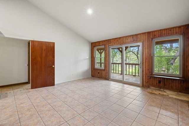 136 Philly CT, Fischer, TX 78623