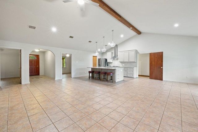 136 Philly CT, Fischer, TX 78623