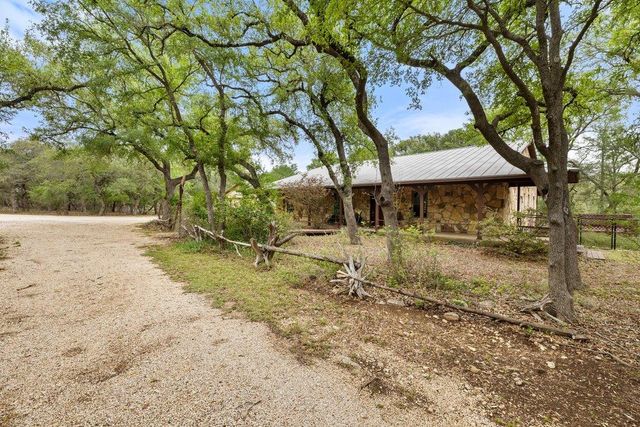 136 Philly CT, Fischer, TX 78623