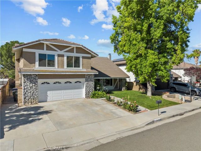 20456 Calhaven, Saugus, CA 91390