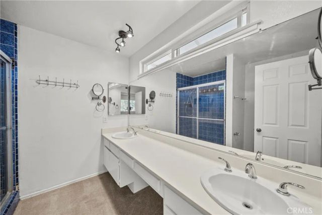 20456 Calhaven, Saugus, CA 91390
