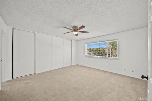 20456 Calhaven, Saugus, CA 91390