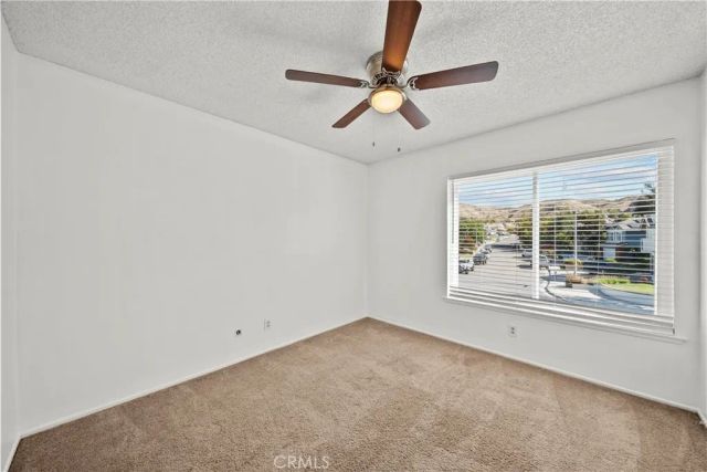 20456 Calhaven, Saugus, CA 91390