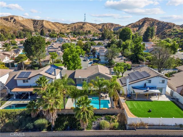 20456 Calhaven, Saugus, CA 91390