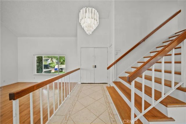 20456 Calhaven, Saugus, CA 91390