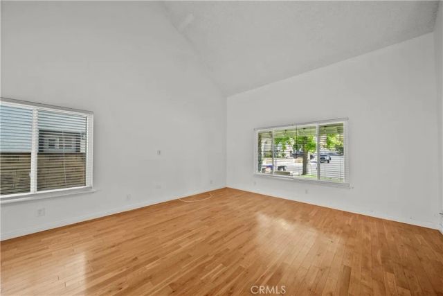 20456 Calhaven, Saugus, CA 91390