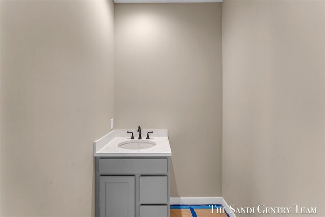 1034 Arlington Avenue, Grand Haven, MI 49417