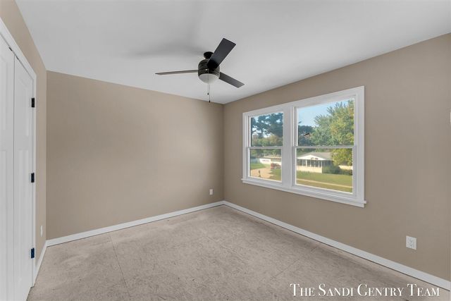 1034 Arlington Avenue, Grand Haven, MI 49417