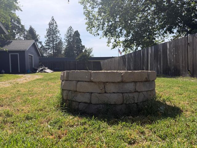 2315 Cottage Dr, Auburn, CA 95603