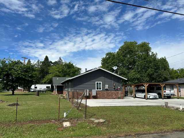 2315 Cottage Dr, Auburn, CA 95603
