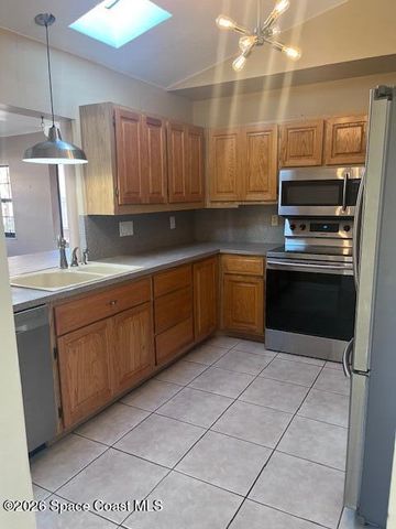 565 Heather Avenue NE Port Malabar Unit 6, Palm Bay, FL 32907