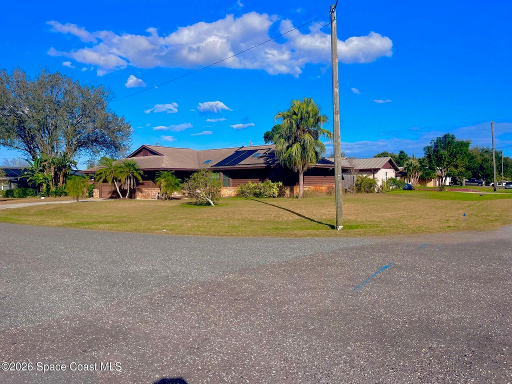 565 Heather Avenue NE Port Malabar Unit 6, Palm Bay, FL 32907