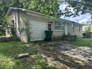 350 N 3rd St, Pulaski, TN 38478