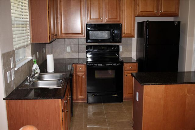 919 Sterling Creek Circle, Katy, TX 77450