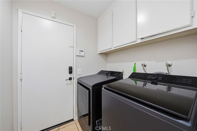 1505 Canterbury, Redlands, CA 92374