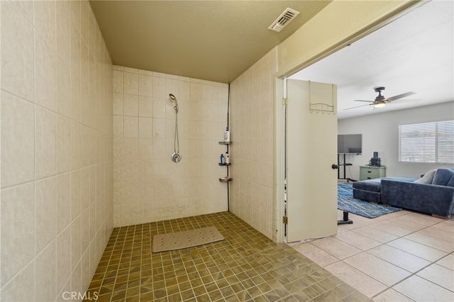 1505 Canterbury, Redlands, CA 92374