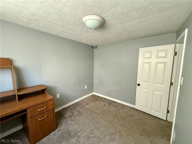 1128 Oakwood Drive, Vermilion, OH 44089