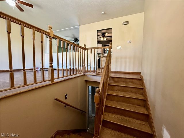 1128 Oakwood Drive, Vermilion, OH 44089