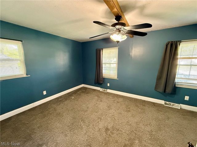 1128 Oakwood Drive, Vermilion, OH 44089