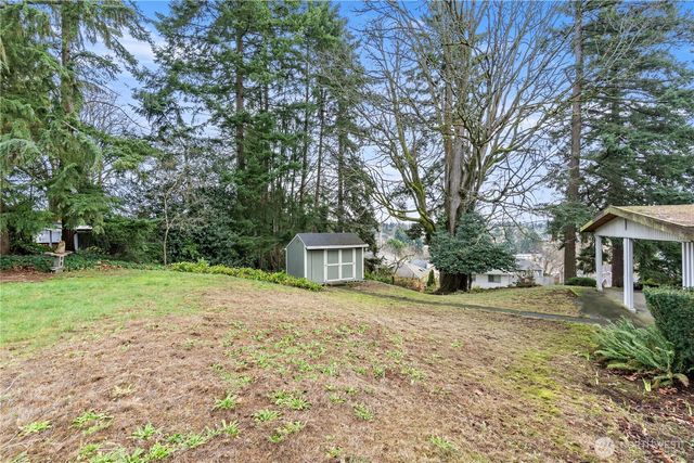 20628 10th Avenue S, Des Moines, WA 98198