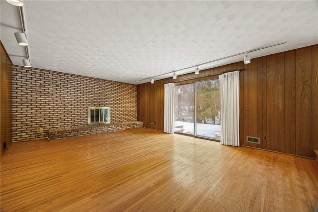 59 Callingham Road, Pittsford, NY 14534