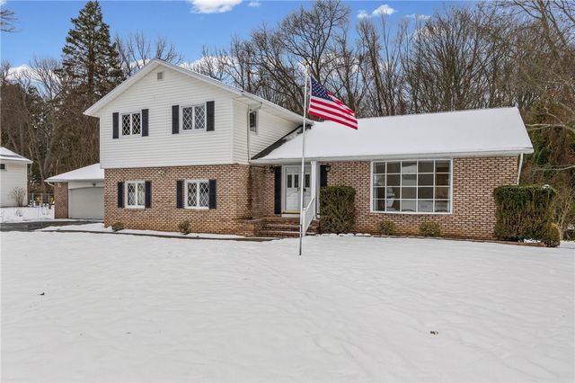 59 Callingham Road, Pittsford, NY 14534