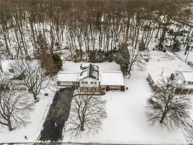 59 Callingham Road, Pittsford, NY 14534