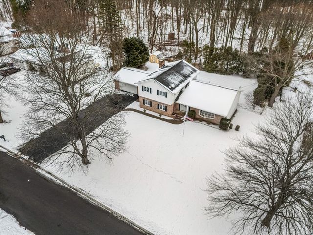 59 Callingham Road, Pittsford, NY 14534