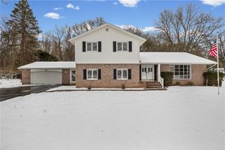 59 Callingham Road, Pittsford, NY 14534