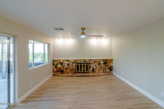 815 E Vía Lucitas, Tucson, AZ 85718