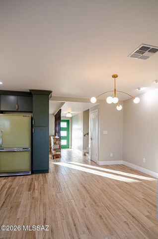 815 E Vía Lucitas, Tucson, AZ 85718